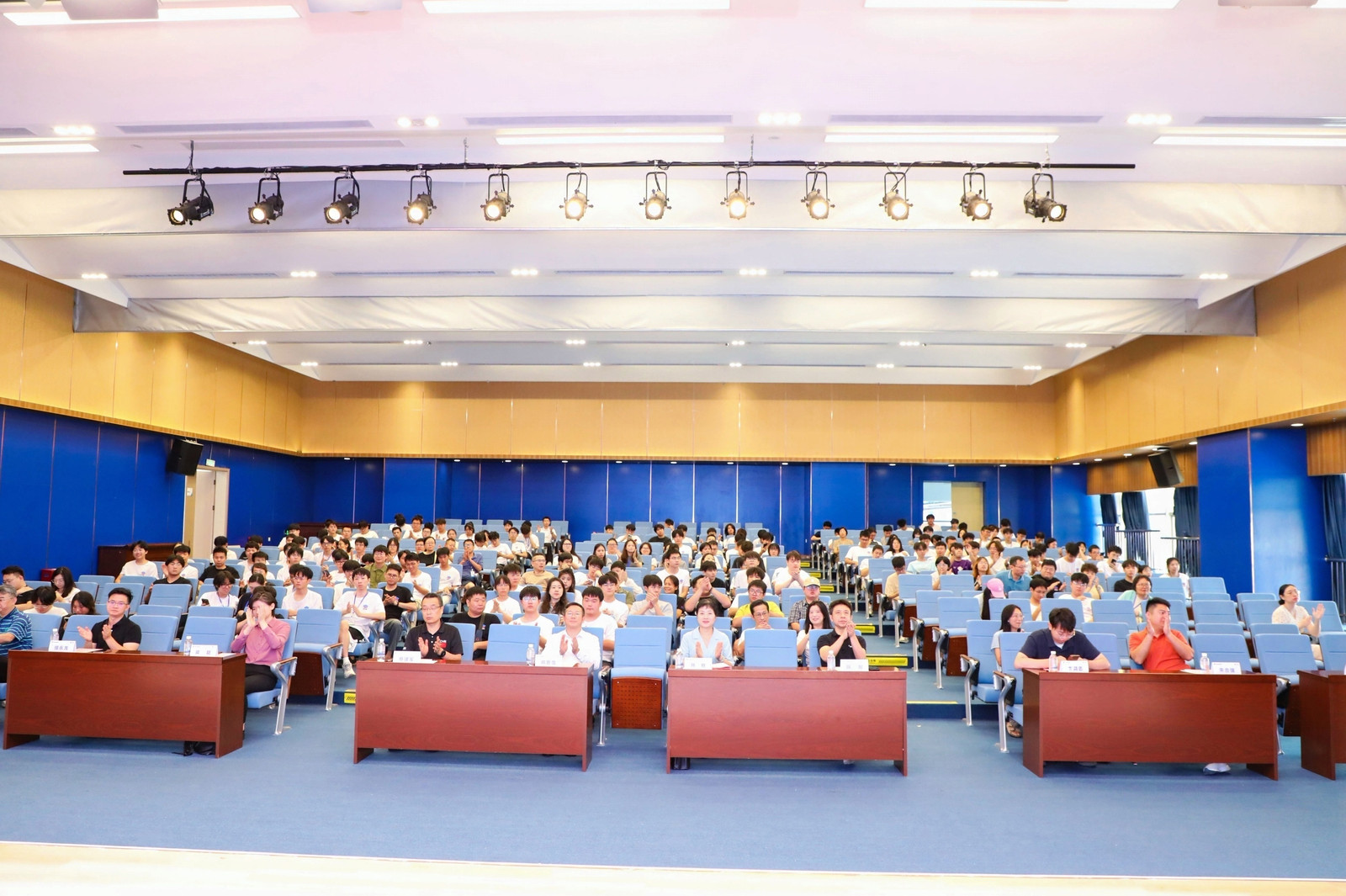 第九届集创赛职业技能赛项决赛现场